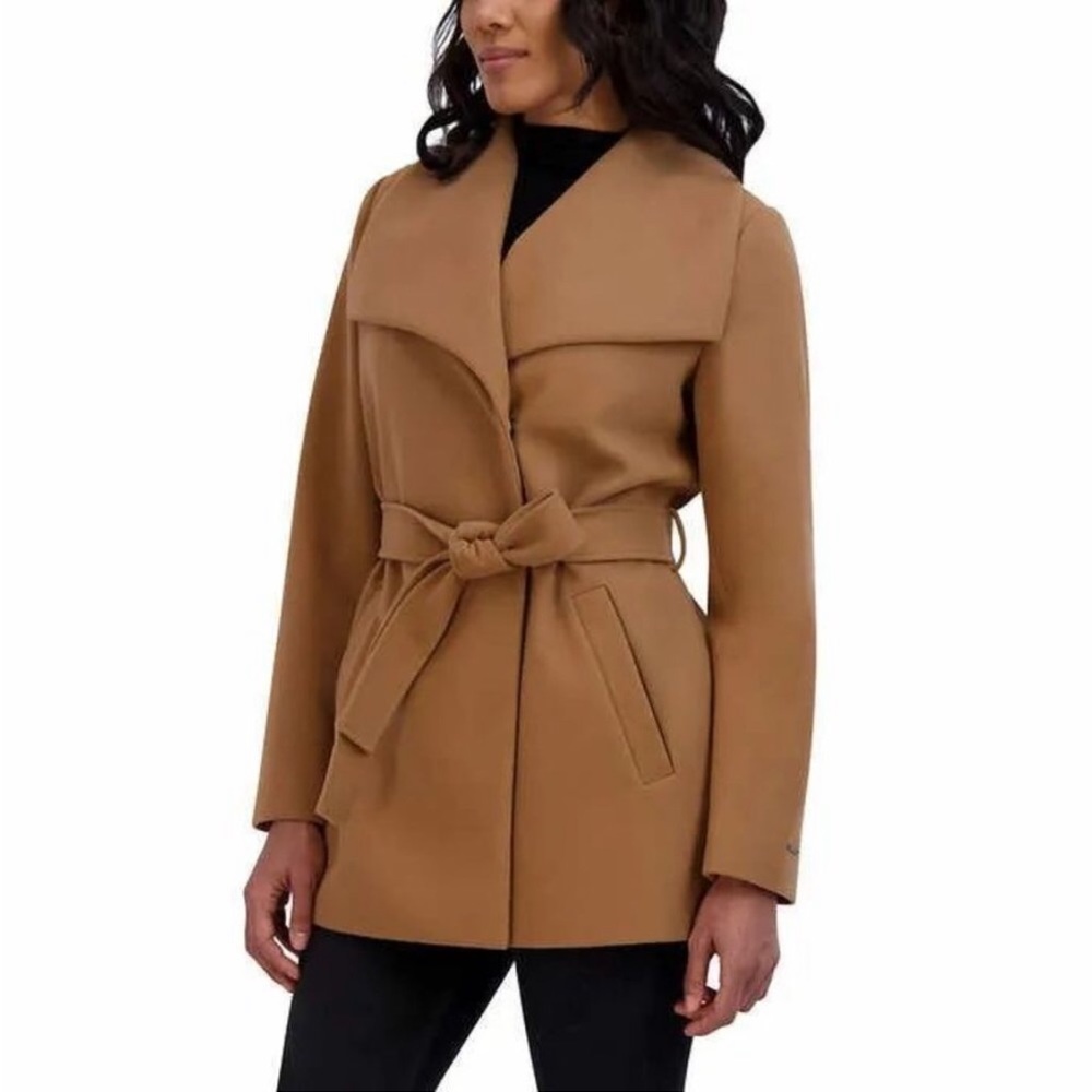 Ladies' Wrap Coat Tahari nwt - Picture 3 of 12
